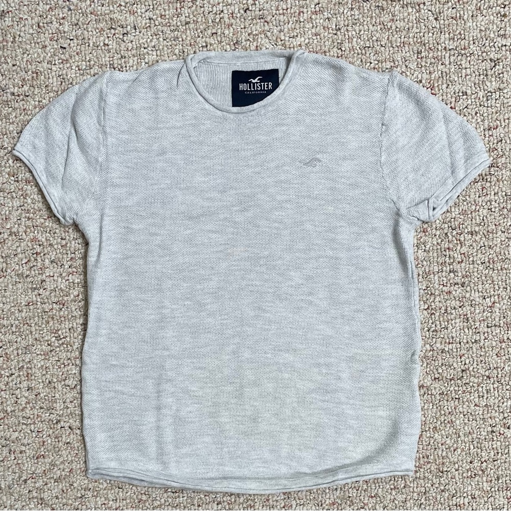 Hollister T-Shirt